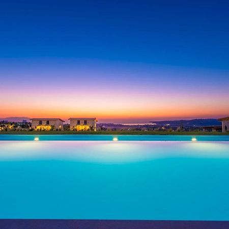 Mint Retreat Suites (Adults Only) Kalandra Dış mekan fotoğraf