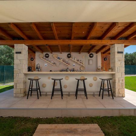 Mint Retreat Suites (Adults Only) Kalandra Dış mekan fotoğraf