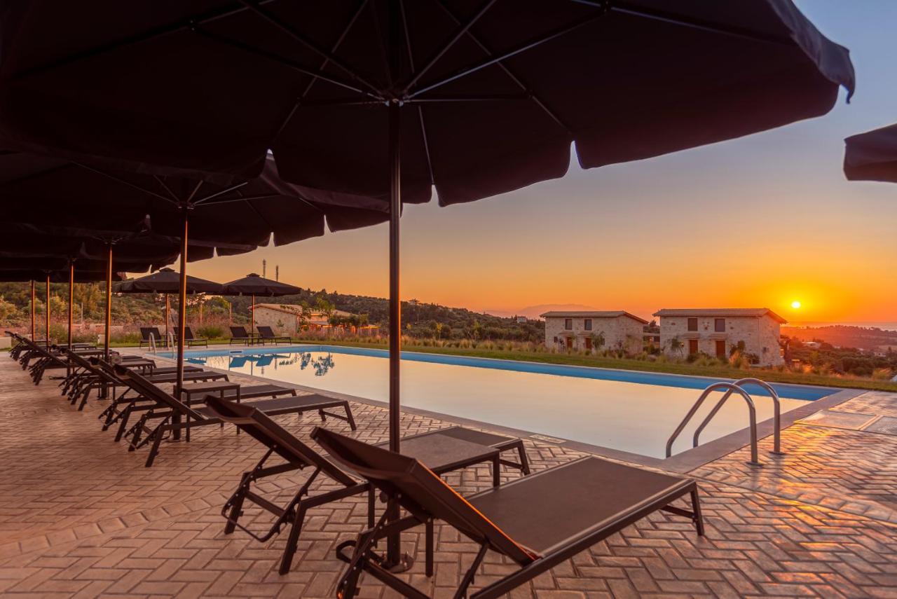 Mint Retreat Suites (Adults Only) Kalandra Dış mekan fotoğraf