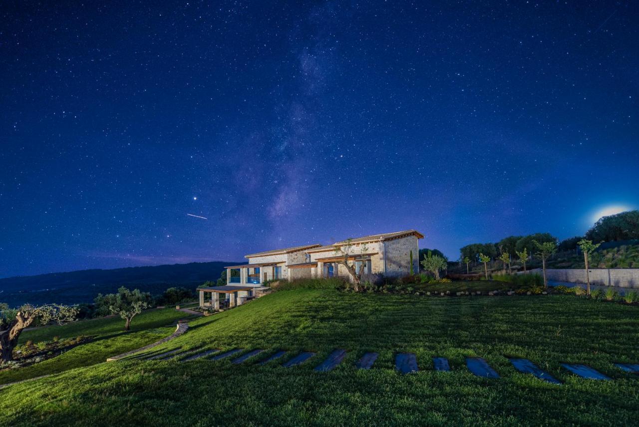 Mint Retreat Suites (Adults Only) Kalandra Dış mekan fotoğraf