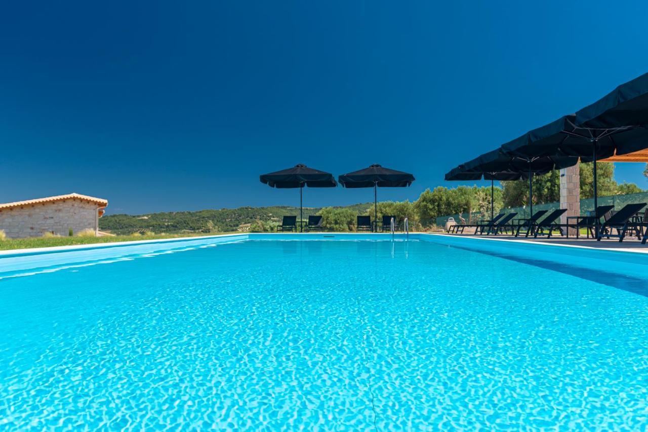 Mint Retreat Suites (Adults Only) Kalandra Dış mekan fotoğraf