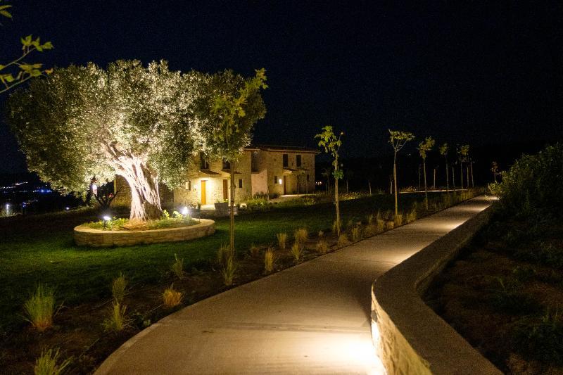 Mint Retreat Suites (Adults Only) Kalandra Dış mekan fotoğraf